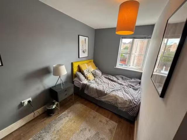 Rental! 1 bedroom house share for rent in Room 3, Montague Way.