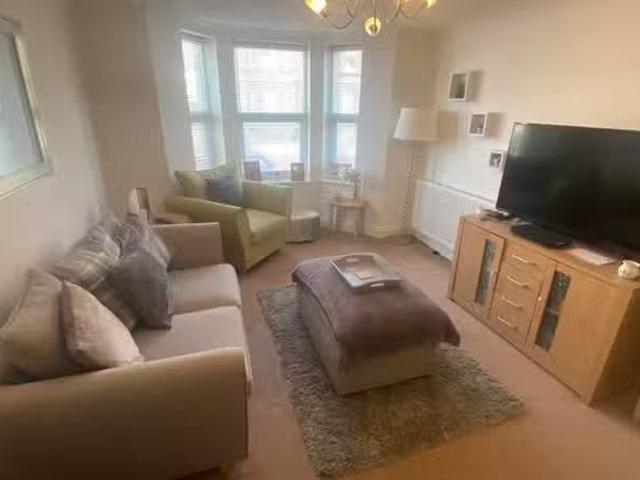 Deal! 1 bedroom property for rent in Harold Road, Margate, CT9
