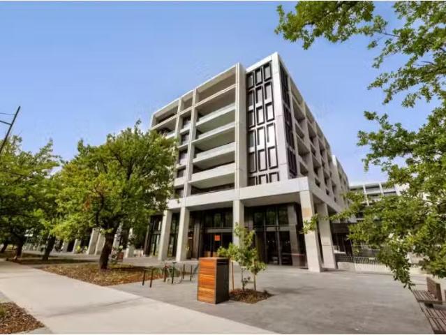 Cheap 1 BR 105/62 Constitution Avenue, Campbell Apartment for.