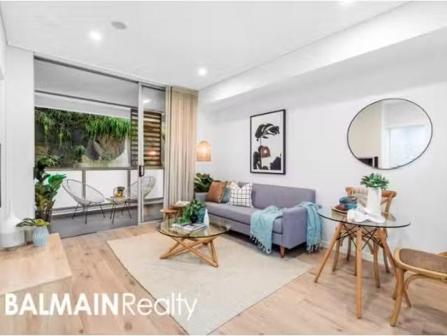 For Rent! 1 BR 107/47 51 Lilyfield Road, Rozelle Apartment for.