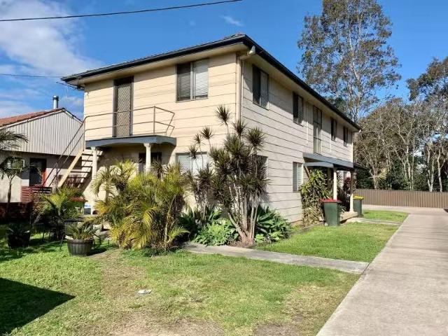 Just in! 1 BR 1/233 New England Highway, Rutherford Apartment.