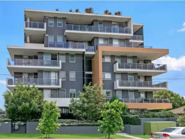 Deal! 1 BR 203/31 Carinya Street, Blacktown Apartment for rent.