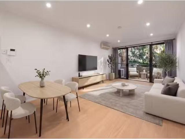 New 1 BR 2/116 Cabramatta Road, Cremorne Apartment for rent L.