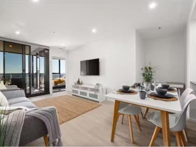 Deal! 1 BR 2209/15 Bowes Street, PHILLIP Apartment for rent L.