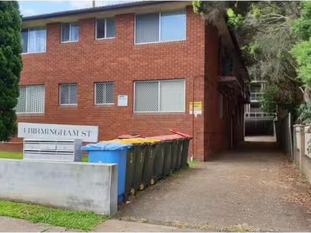 Cozy 1 BR 2/3 Birmingham Street, MERRYLANDS Apartment for rent.