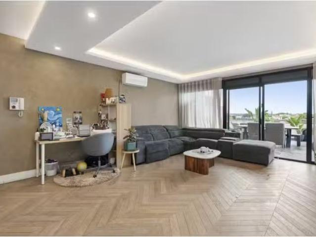 Nice 1 BR 26/185 Barkly Street, St Kilda Apartment for rent L.