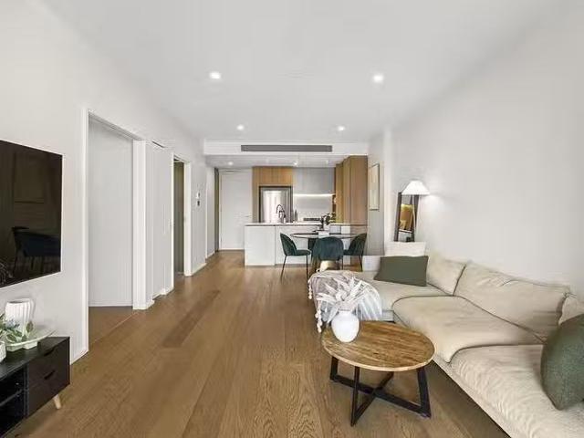 Rental! 1 BR 30406/9 Pidgeon Close, West End, QLD 4101