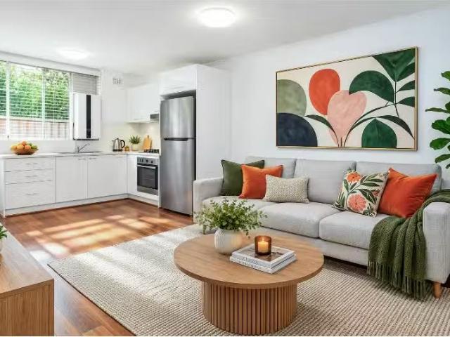 Deal! 1 BR 3/13 Boronia Street, Dee Why Apartment for rent Li.