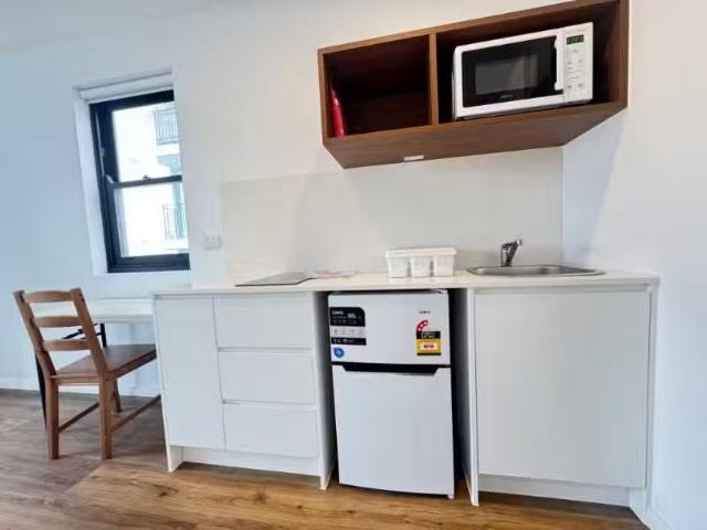 Rental! 1 BR 3/287 Broadway, Glebe Apartment for rent Listed.