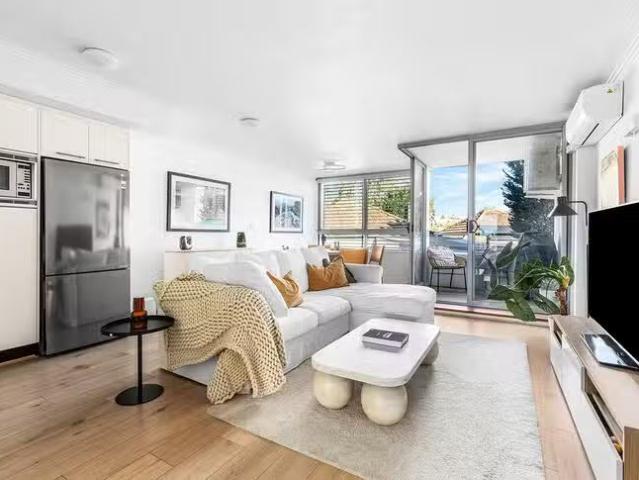 Cozy 1 BR 4/510 Miller Street, Cammeray, NSW 2062