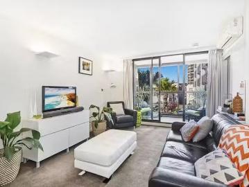 Nice 1 BR 501/20 Pelican Street, Surry Hills, NSW 2010