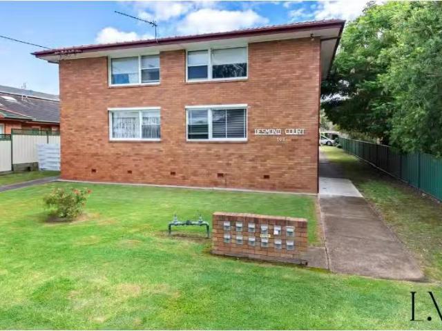 Charming 1 BR 5/102 Regent Street, New Lambton Apartment for r.
