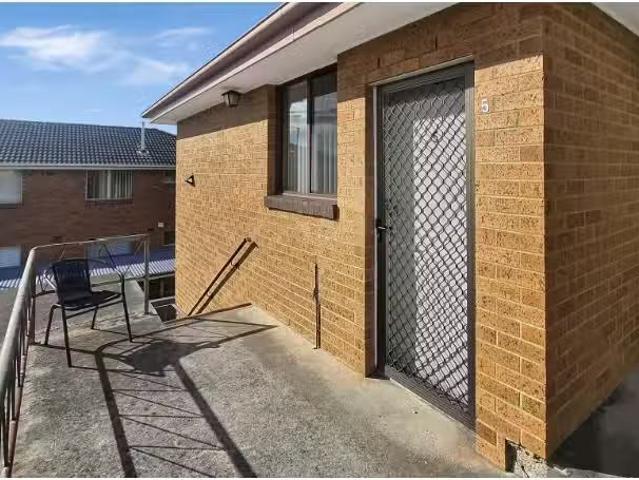 Deal! 1 BR 5/1 Noela Avenue, New Lambton Apartment for rent L.