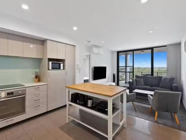Just in! 1 BR 59/1 Rowe Avenue, Rivervale, WA 6103