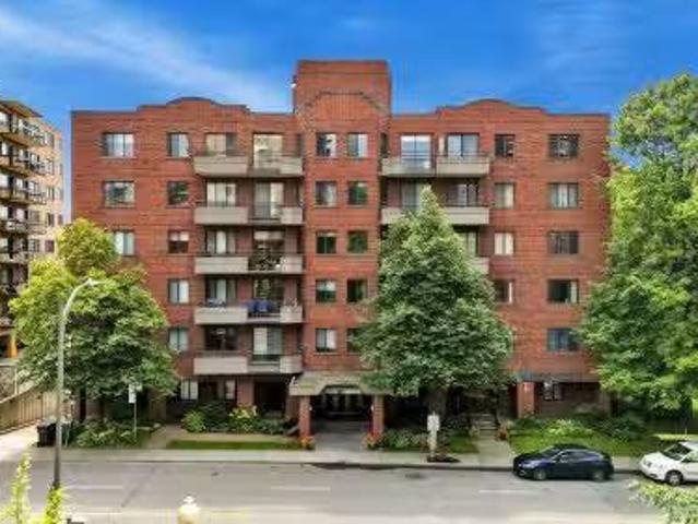 Charming 1 BR 6B 4410 Rue Ste Catherine O. Westmount, QC, H3Z.