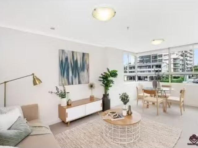 Cozy 1 BR ID:21182682/79 Moray Street, New Farm Apartment for.