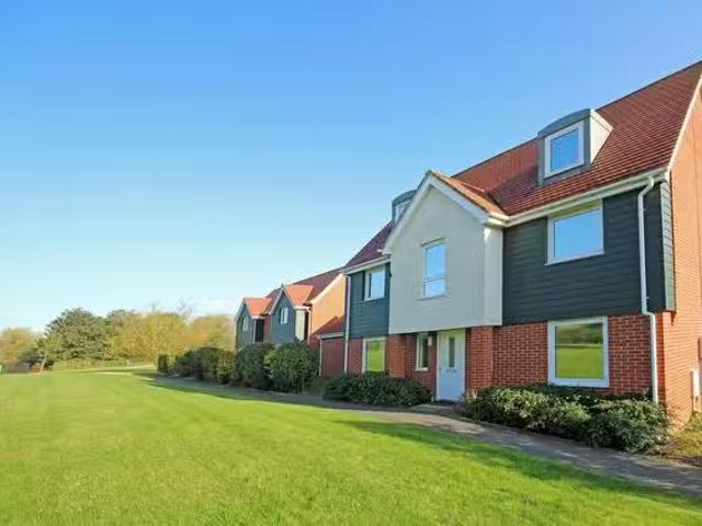 Deal! 1 BR Wraysbury Drive, West Drayton