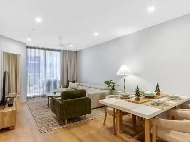 Unique 1 BR Victoria Street