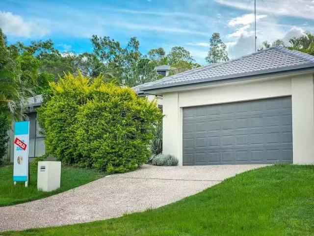 Rental! 1 Gould Place, Pacific Pines, QLD 4211