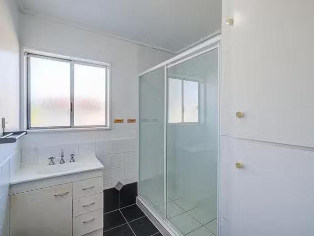 Just in! 1 Greenwood Street, Kingston, QLD 4114