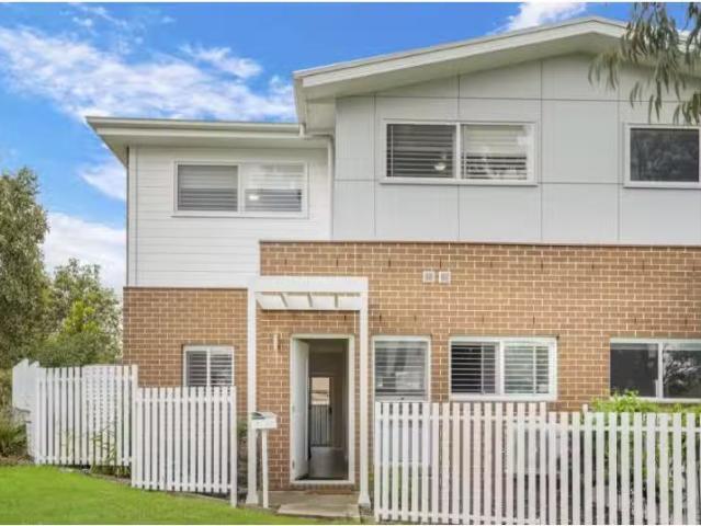 For Rent! 1 Karn St, Fletcher Townhouse for rent Listed by Lo.