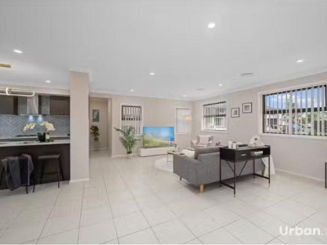For Rent! 1 leadership Street, Leppington House for rent List.