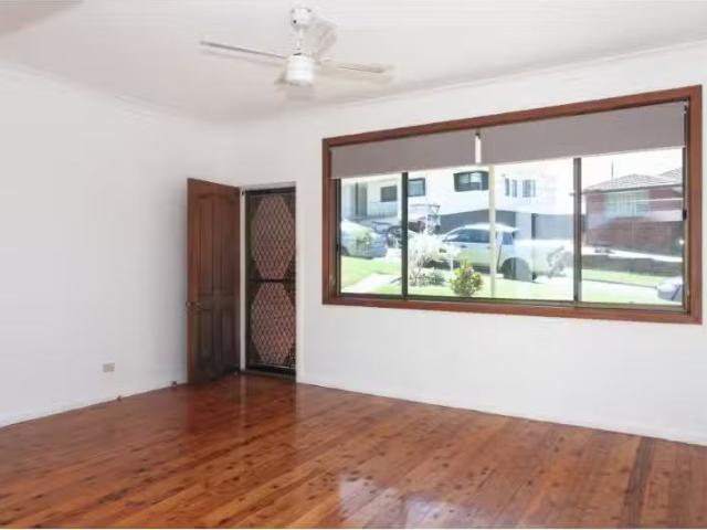Cheap 1 Robwald Avenue, Coniston House for rent Listed by Zoe.