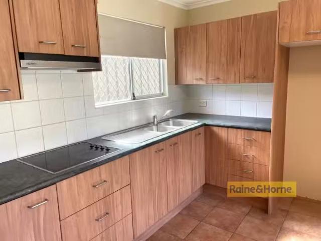Nice 1A Mackenzie Ave, WOY WOY Apartment for rent Listed by J.