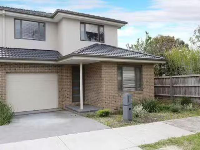 Rental! 1A Maria Avenue, Nunawading VIC 3131