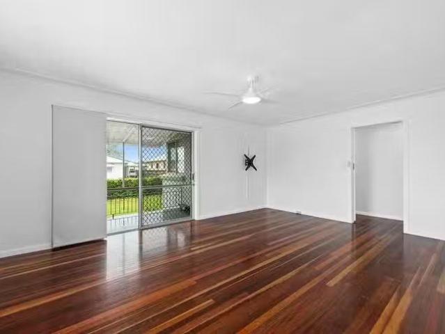 Nice 1A Gaydon Street, Newtown, QLD 4350