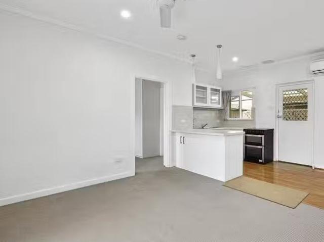 New 2/40 The Crescent, Brighton, SA 5048