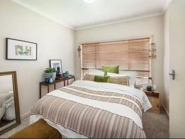 New 2/431 Jamieson Street, East Albury, NSW 2640