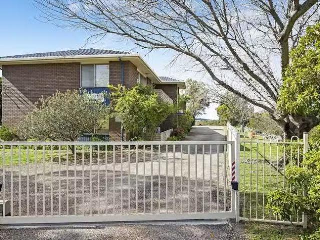 Just in! 2/47 Beach Road, Batemans Bay, NSW 2536