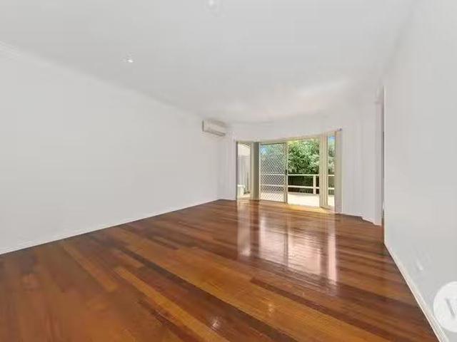 Cheap 2/47 Gainsborough Street, Moorooka, QLD 4105