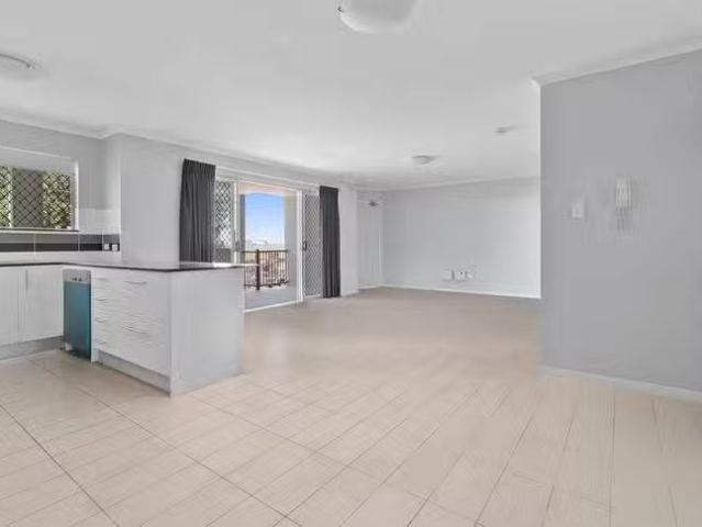 Rental! 2/46 Silva Street, Ascot, QLD 4007