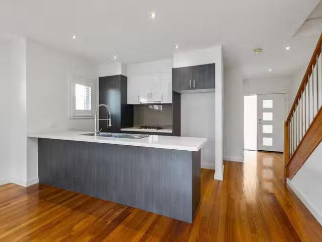 Unique 2/48 Cresser Street, Altona North, VIC 3025
