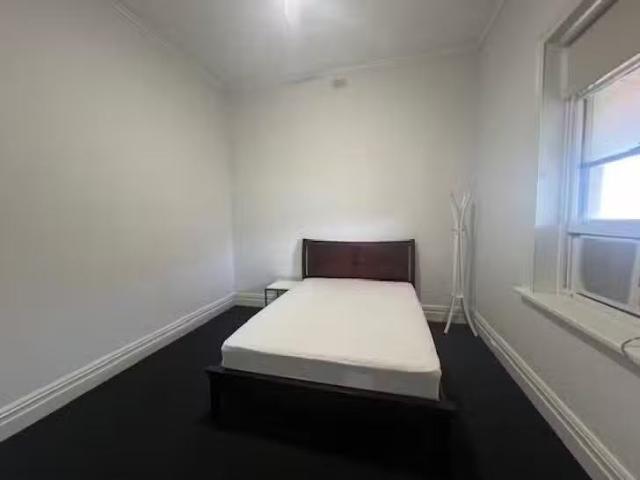 Just in! 24 London Street, Port Lincoln, SA 5606