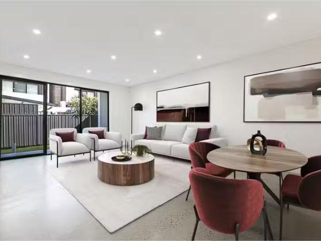 Deal! 24 Warialda Street, Merrylands West NSW 2160