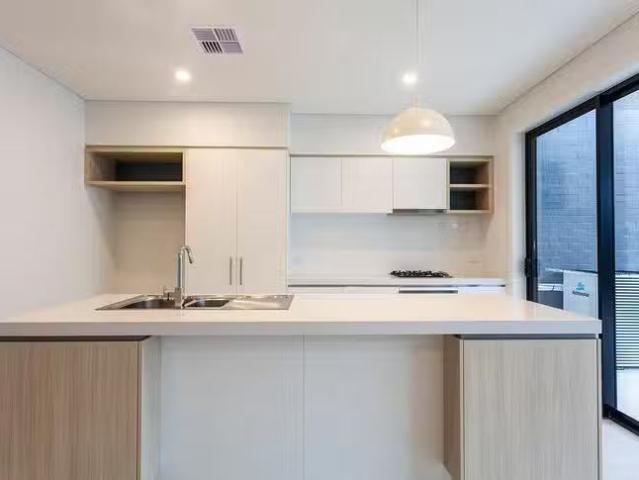 For Rent! 24 Wharf Parade, Shell Cove, NSW 2529