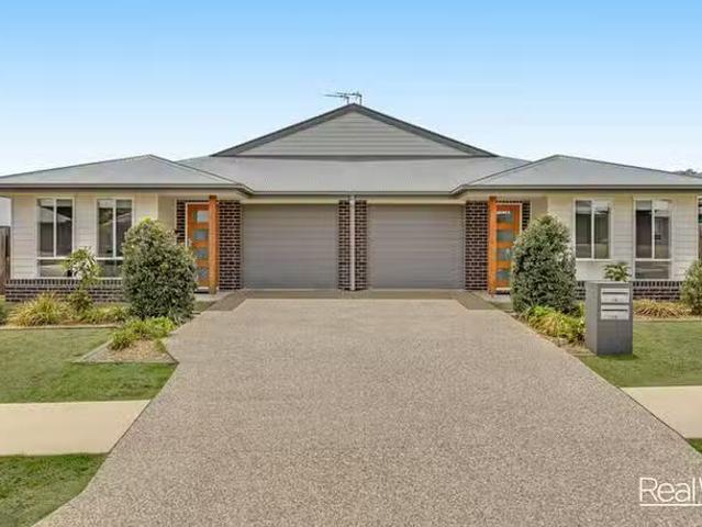 Cheap 2/4 Wolff Street, Cotswold Hills, QLD 4350