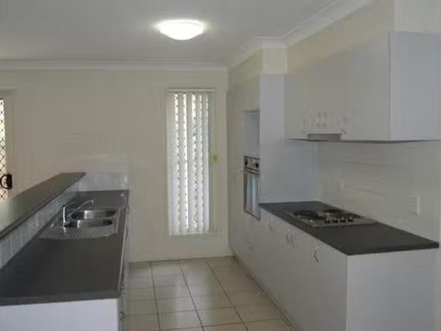 Cheap 2/52 Amity Drive, Rothwell, QLD 4022