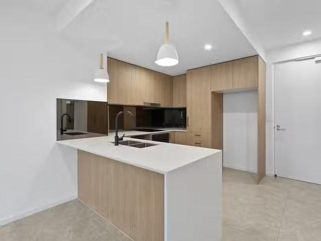 Cheap 2/580 Sherwood Road, Sherwood, QLD 4075