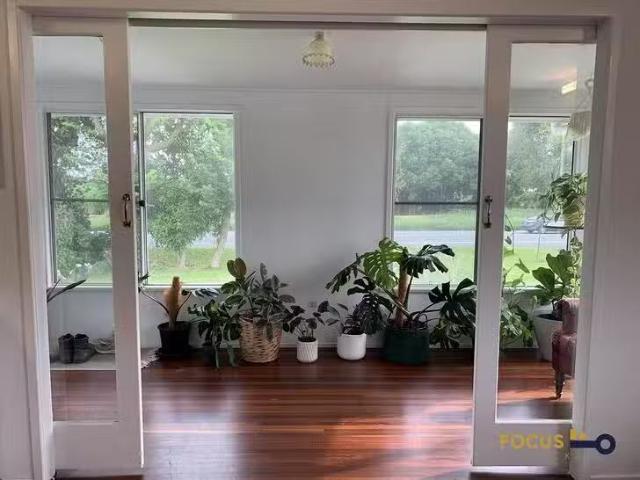 Charming 25906 Peak Downs Highway, Alexandra, QLD 4740