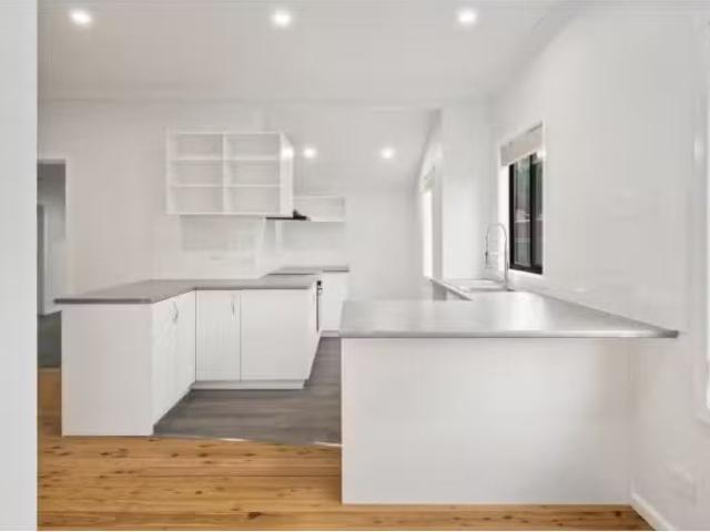 For Rent! 25 Maxwell Avenue, Orange House for rent Listed by.