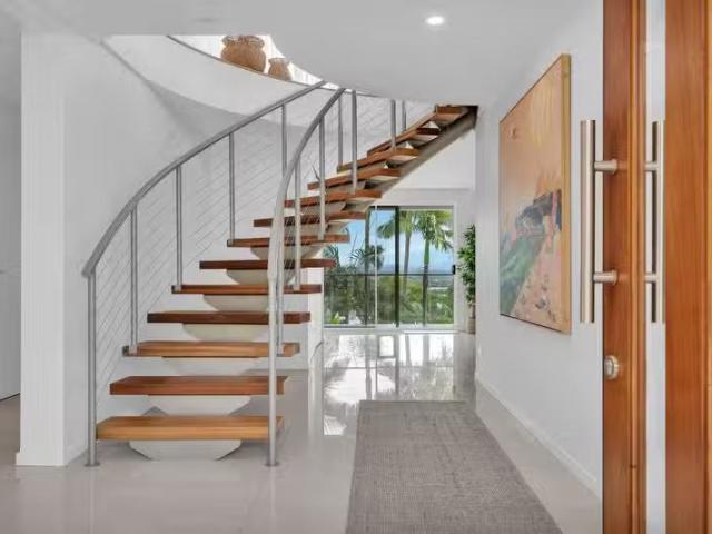 Cheap 25 Arkana Drive, NOOSA HEADS, QLD 4567 House for Rent