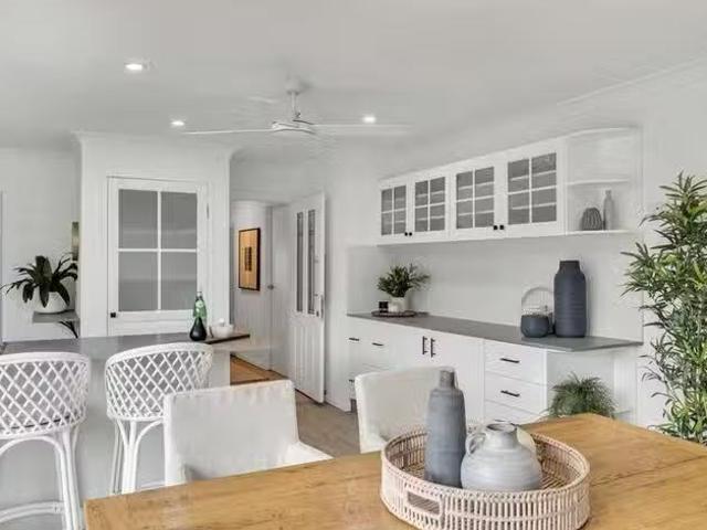 Cheap 25 Barradine Crescent, Helensvale, QLD 4212