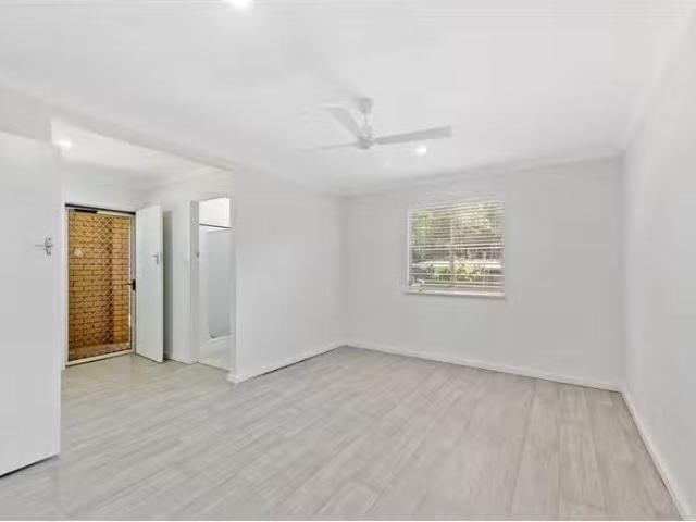 Charming 2/5 Little Owen Street, Port Macquarie Apartment for.