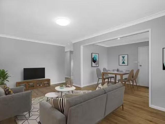 Deal! 25 Pozieres Avenue, Umina Beach, NSW 2257