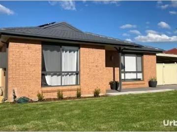 Cozy 25 Samuel Street, Bligh Park House for rent Listed by Br.