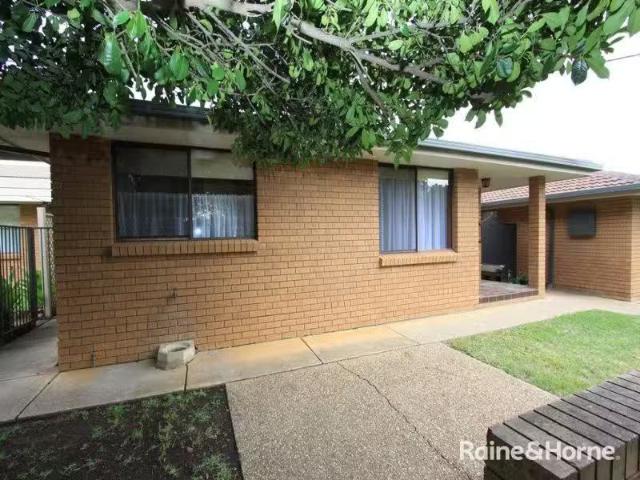 Charming 2/61 Main Street, LAKE ALBERT Apartment for rent Lis.